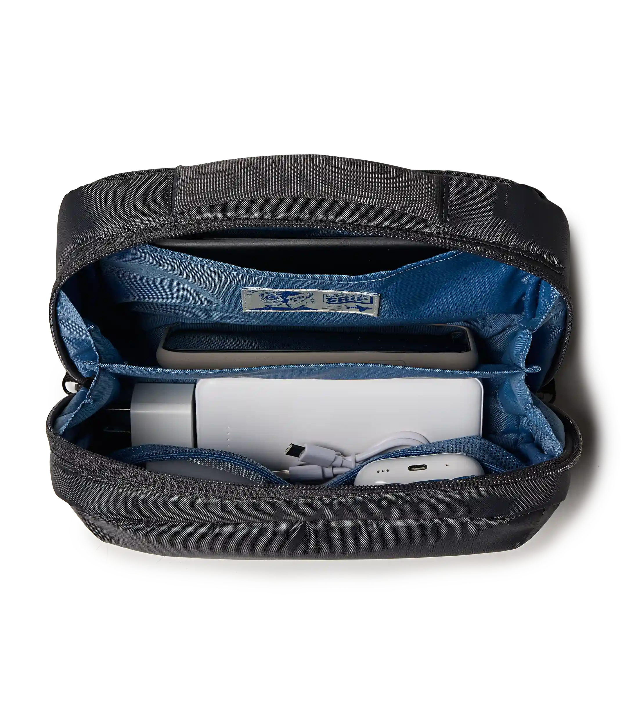 22" Carry On Luggage Tech Organizer Smokey Grit Set