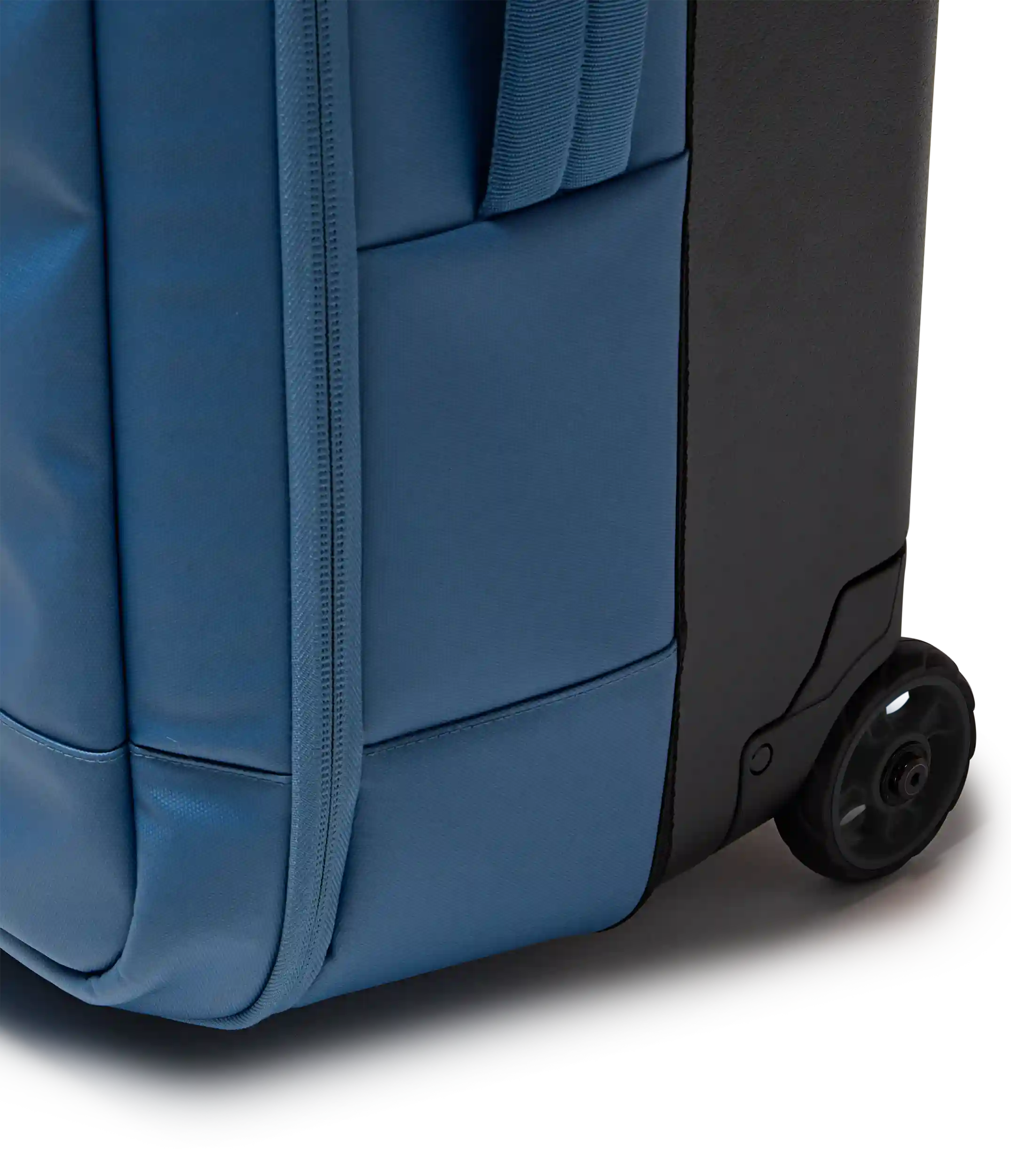 Good Latitude 30" Rolling Duffel