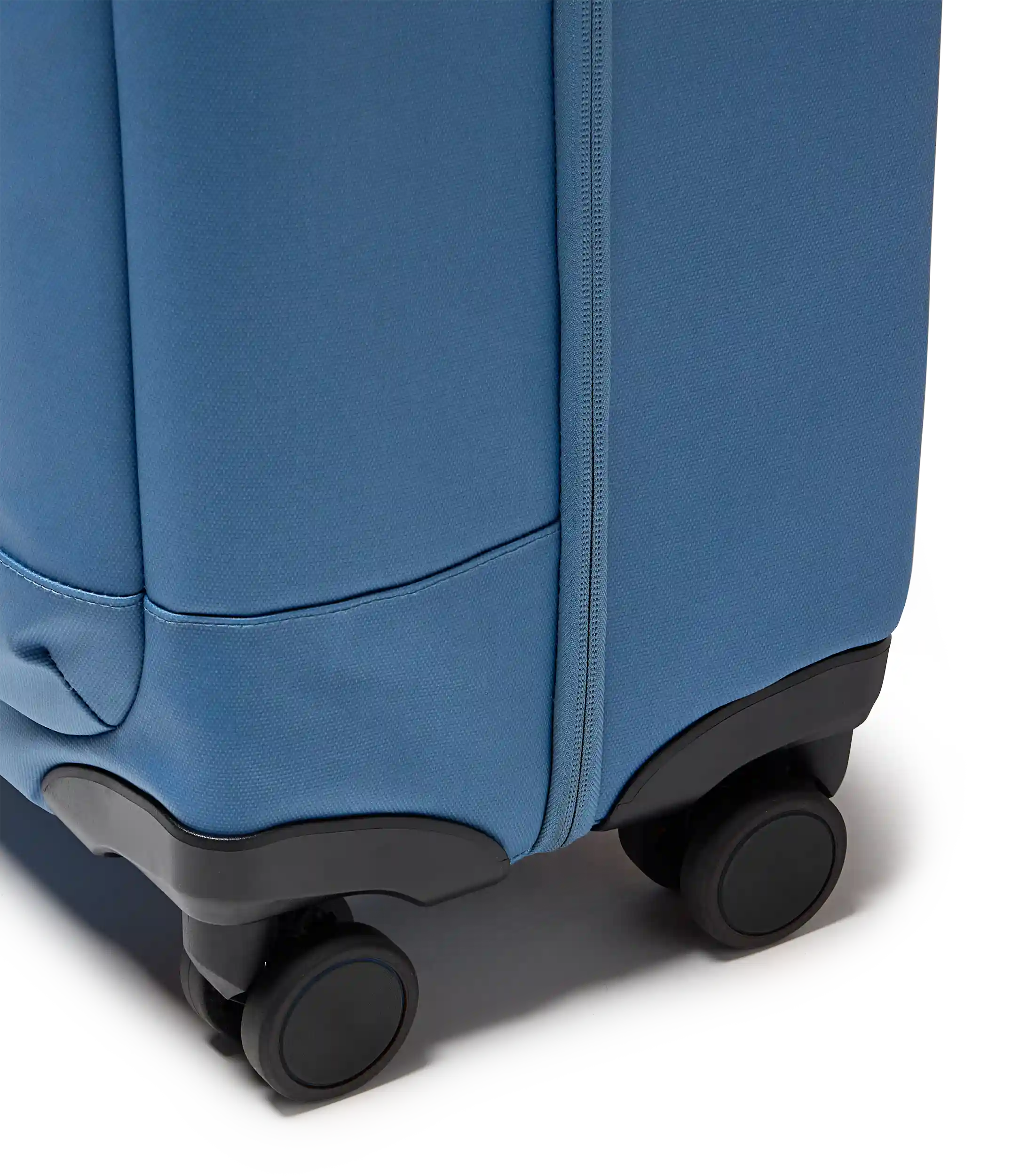 Good Latitude 22" Carry On