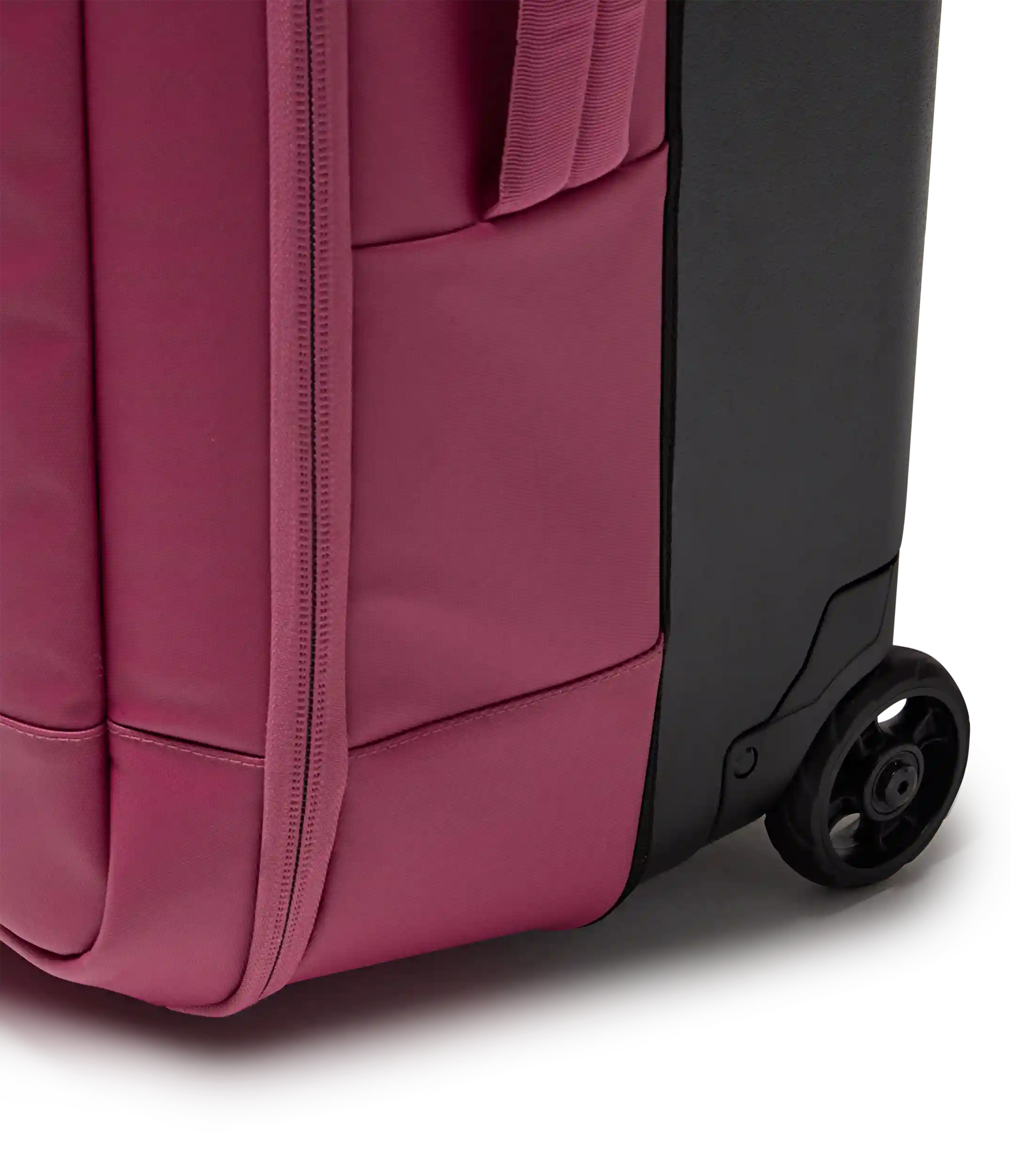 Good Latitude 30" Rolling Duffel